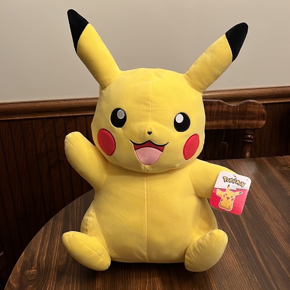 NWT Pokémon Pikachu 24 Inch Plush - Picture 4 of 11